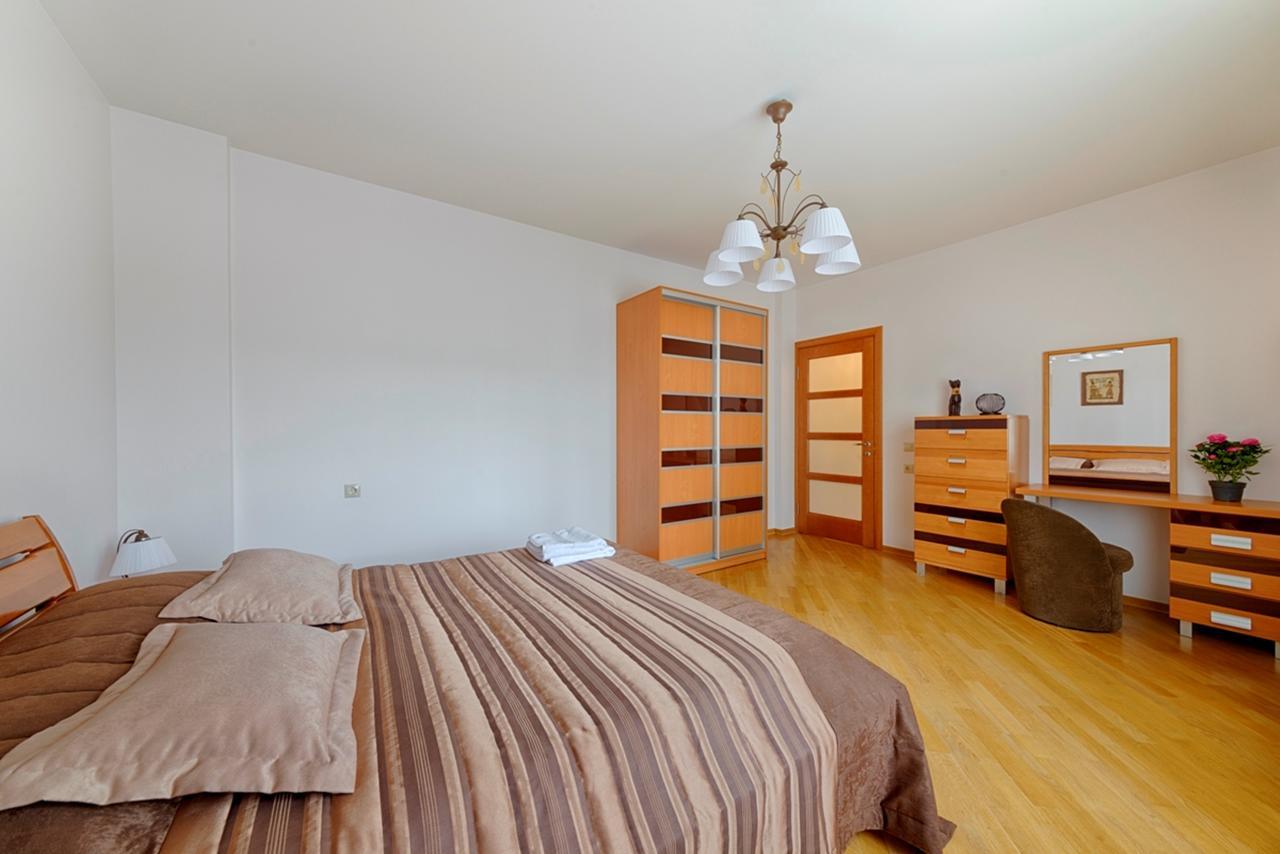 Arenda Apartments - Surganova,5A 민스크 외부 사진
